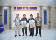 Pj Fauzan Hasan Beri Penghargaan Purna Jabatan  