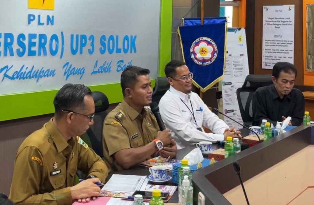 Wakil Bupati Solok Kunjungi PLN Tindak Lanjuti Kebutuhan Listrik Masyarakat 1024x667 1