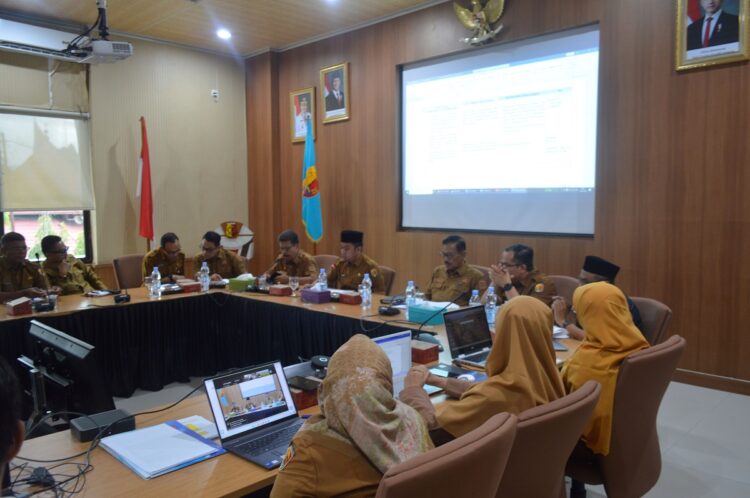 Bappeda Gelar Focus Group Discussion, Libatkan Seluruh Perangkat Daerah 1 HADIRI—Wakil Wali Kota Solok sekaligus kepala daerah terpilih tahun 2025 – 2029, Ramadhani Kirana Putra, hadiri FGD yang digelar bappeda.