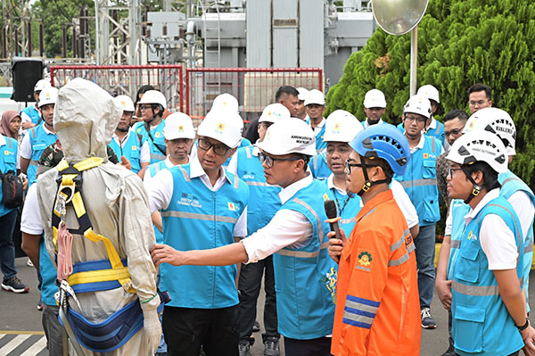 Wamen BUMN Apresiasi Kesiapan Listrik PLN Sambut Nataru 1 e4d843ae d6ce 4602 a979 ba2e273fab54