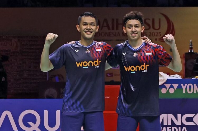 Pelatih Ganda Putra Indonesia Antonius Budi, Targetkan Punya Tiga Pasangan di Ranking 10 Besar Dunia 1 GANDA PUTRA— Pasangan ganda putra, Fajar/Rian, siap pertahankan gelar juara All England 2025.