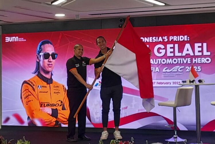 Sean Gelael Siap Bawa McLaren Naik Kelas, Bidik Gelar Juara di FIA WEC 2025 1 LAUNCHING TIM— Sean Gelael akan bergabung dengan tim United Autosports and McLaren Automotive untuk FIA WEC 2025.