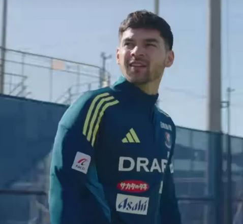 Sandy Walsh Latihan Perdana di Yokohama Marinos, Berpeluang Debut Saat Liga Champions Asia 1 LATIHAN PERDANA— Pemain Timnas Indonesia, Sandy Walsh saat menjalani latihan perdana di Yokohama Marinos.