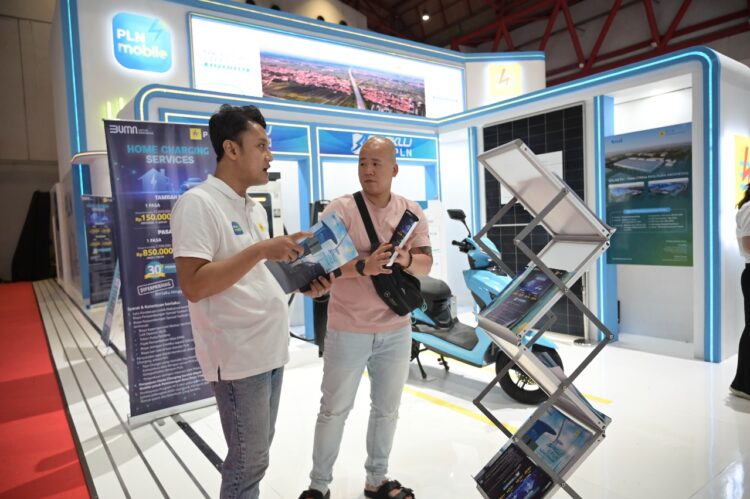 Rekor Baru! PLN Catat Ribuan Transaksi EV di IIMS 2025 1 50a116df 200b 4a54 821b e5aee03931bd