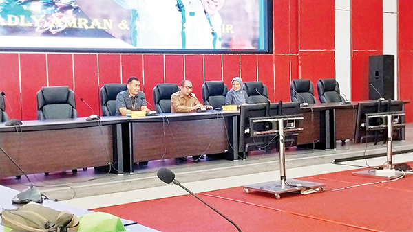 722.445 Jiwa Sudah Terdaftar Sebagai Peserta JKN Aktif 1 SOSIALISASI— Pemko Padang menggelar sosialisasi product knowledge Jaminan Kesehatan Nasional JKN di Ruang Bagindo Aziz Chan, Selasa (18/2).