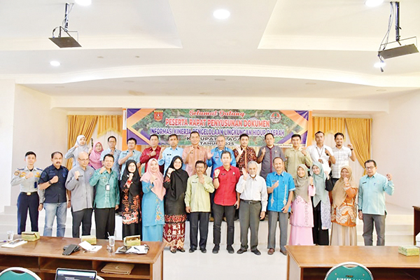 Penyusunan DIKPLHD 2025, Agam Fokus pada Pengelolaan Lingkungan yang Efektif 1 Bupati Agam Buka Sosialisasi DIKPLHD Tahun 2025
