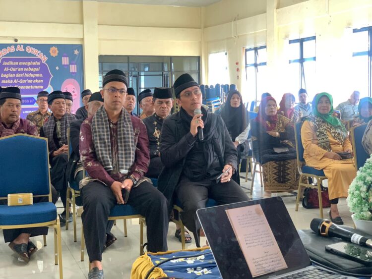 SOSIALISASI— Peserta mengikuti sosialisasi Identifikasi dan Pendaftaran Naskah Kuno Nusantara yang diselenggarakan DPK, Kamis (20/2) di Aula Dinas Pendidikan dan Kebudayaan.