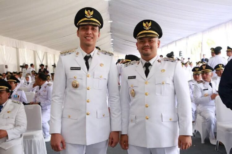 Wako dan Wawako Terpilih Periode 2025-2030, Dilantik Presiden RI Prabowo Subianto 1 LANTIK—Wali Kota Sawahlunto Riyanda Putra bersama Wakil Wali Kota Jeffry Hibatullah dalam seremonial pelantikan kepala daerah oleh Presiden Prabowo di Istana Negara, Kamis.
