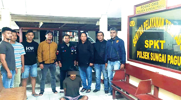 Jual Motor yang Dipinjam, Pemuda Pengangguran Diciduk, Modus Pura-pura Beli Rokok 1 GELAPKAN MOTOR-Pelaku NK (27) yang terlibat kasus penggelapan sepeda motor ditangkap jajaran Polsek Padang Utara.