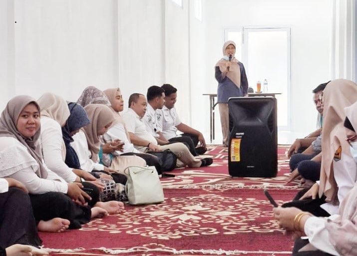 Tausyiah Memasuki Ramadhan 1446 Hijriah, RSUD Pariaman Siap Beri Pelayanan Kesehatan Terbaik 1 TAUSYIAH— RSUD dr. Sadikin Pariaman menggelar acara tausiyah, doa untuk menyambut Bulan Suci Ramadhan 1446 H.