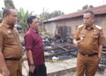 Wawako Payakumbuh Serahkan Bantuan Bagi Korban Kebakaran 10 Wawako Payakumbuh Serahkan Bantuan Bagi Korban Kebakaran