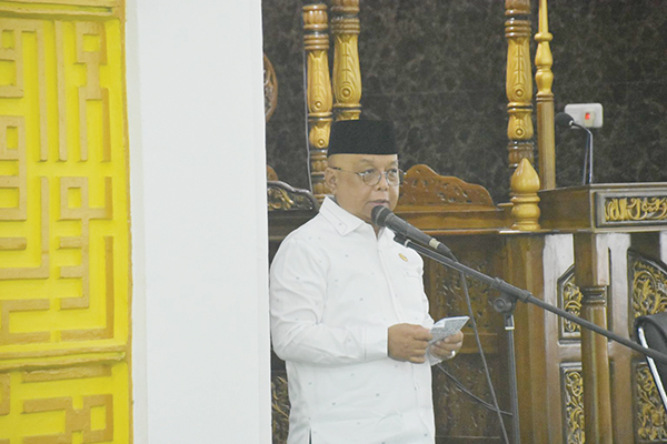 Wirid Mingguan Korpri Agam, Jaga Komunikasi Hindari Syak Wasangka 1 WIRID MINGGUAN— Korps Pegawai Republik Indonesia (Korpri) Kabupaten Agam kembali menggelar acara wirid mingguan, Jumat (7/2) di Masjid Agung Nurul Falah, Lubuk Basung.