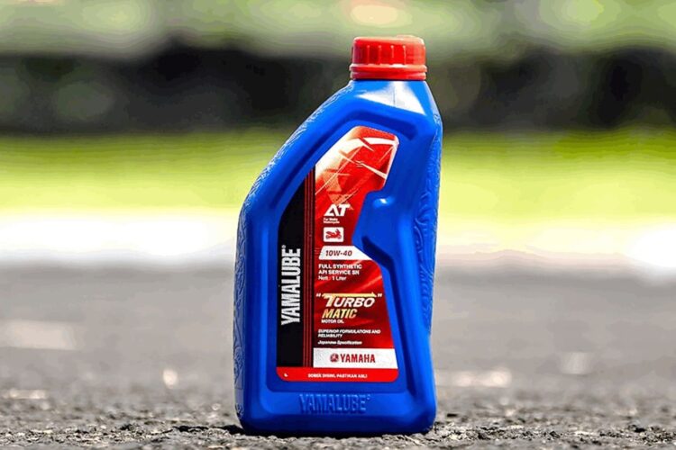 Yamalube TURBO Matic, Pilihan Oli Terbaik untuk Motor Premium 1 OLI-PT YIMM menghadirkan produk oli Yamalibe TURBO.
