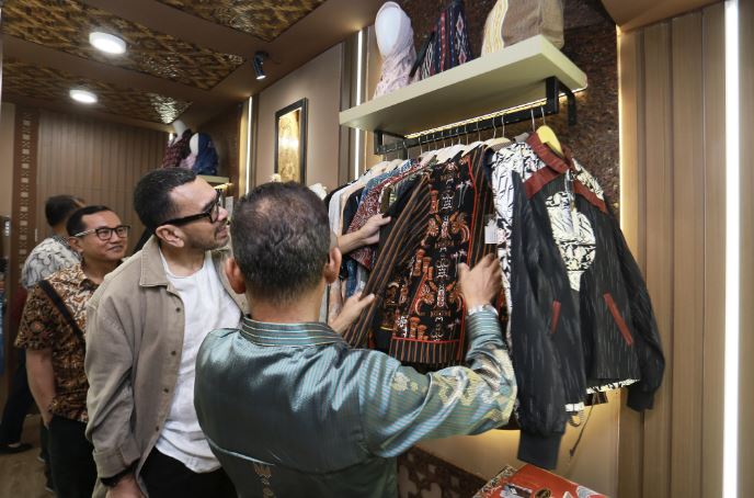 Sediakan Toko Khusus di Lingkungan Kantor, PLN Fasilitasi Penjualan dan UMKM Naik Kelas 1 dd