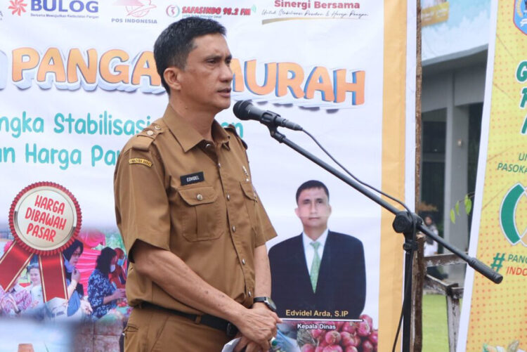 Sayuran di Pasar Ibuh Payakumbuh Aman untuk Dikonsumsi 1 Edvidel Arda
(Kepala Dinas Ketahanan Pangan
Kota Payakumbuh)