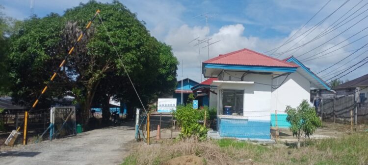 Aliran Listrik Mati Mendadak, Warga Sipora Utara Gerah 1 LISTRIK MATI—Terlihat gudang mesin pembangkit listrik milik PLN Mentawai yang terletak di Tua Pejat.