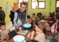 Pemberian MBG di Lingkungan Sekolah, Sempat Dihentikan, Sekarang Telah Dimulai Kembali 11 Pemberian MBG di Lingkungan Sekolah, Sempat Dihentikan, Sekarang Telah Dimulai Kembali