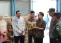 Stok Beras Aman, Bulog Pesisir Selatan Pastikan Ketersediaan Pangan Jelang Lebaran 10 Stok Beras Aman, Bulog Pesisir Selatan Pastikan Ketersediaan Pangan Jelang Lebaran