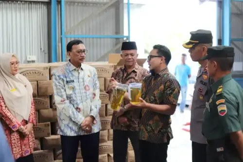 Stok Beras Aman, Bulog Pesisir Selatan Pastikan Ketersediaan Pangan Jelang Lebaran 1 1 19 e1742465361136