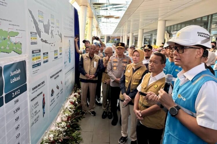 Kunjungi SPKLU di Banten, Menteri ESDM Apresiasi Kesiapan PLN Sambut Mudik Lebaran 2025 1 237c520f 276c 4212 94dd adfaa80ce1a7