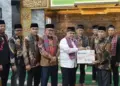 Bupati Agam Pimpin Safari Ramadhan di Masjid Jami Pakan Senayan, Ajak Warga Dukung Program Bangkik dari Surau 10 Bupati Agam Pimpin Safari Ramadhan di Masjid Jami Pakan Senayan, Ajak Warga Dukung Program Bangkik dari Surau