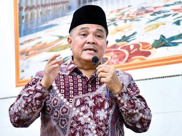 Safari Ramadhan di Kamang Magek, Bupati Agam Ajak Masyarakat Perbanyak Ibadah dan Silaturahmi 1 SAFARI RAMADHAN— Bupati Agam Benni Warlis, memimpin kegiatan Safari Ramadhan ke-7 di Masjid Raya Ikhlas Aia Tabik, Kecamatan Kamang Magek, Sabtu (8/3).