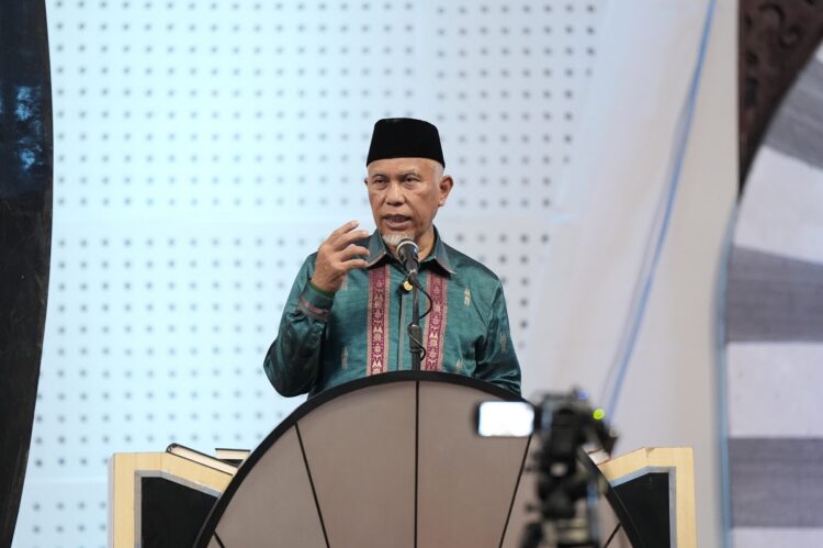 Warga Luak Agam, Maksimal Mendukung Gerak Cepat Pembangunan Sumbar 1 Mahyeldi Ansharullah
(Gubernur Sumbar)