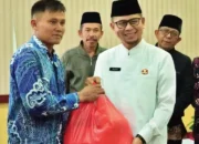 Guru PAI Bukittinggi Berbagi, 50 Guru dan Tenaga Pendidikan Terima Paket Sembako
