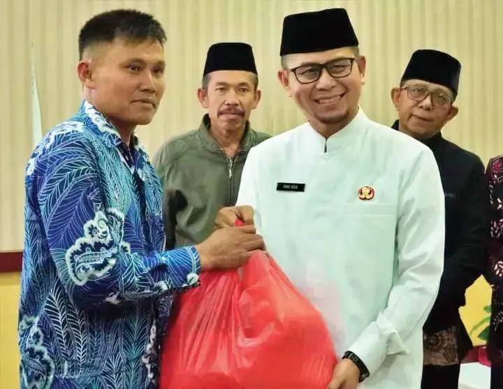 Guru PAI Bukittinggi Berbagi