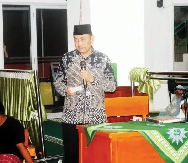 SAFARI RAMADHAN— Wakil Bupati Agam, H. Muhammad Iqbal SE, M.Com, bersama rombongan Tim khusus Safari Ramadan Pemkab Agam, mengunjungi Masjid Al Karim Koto Kaciak, Nagari Koto Kaciak, Kecamatan Tanjung Raya. Sabtu, (22/3).