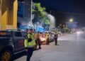 Cegah Tawuran dan Balap Liar, Puluhan Personel Polda Sumbar Patroli dari Malam hingga Pagi 11 Cegah Tawuran dan Balap Liar, Puluhan Personel Polda Sumbar Patroli dari Malam hingga Pagi