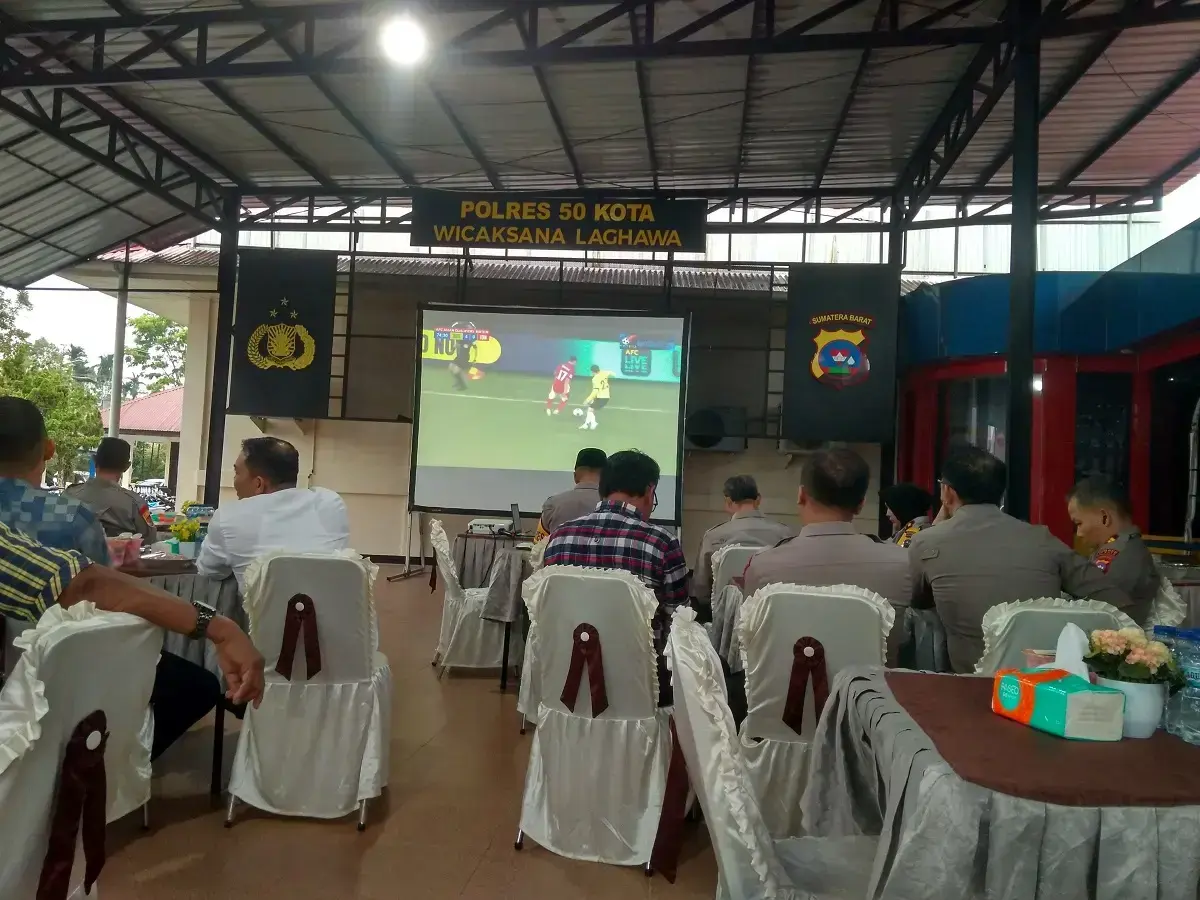 Polres 50 Kota Buka Bersama Anak Panti Asuhan