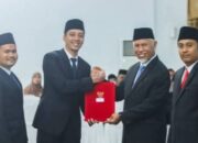 Gubernur Sumbar Serahkan SK Pelantikan untuk Wako dan Wawako