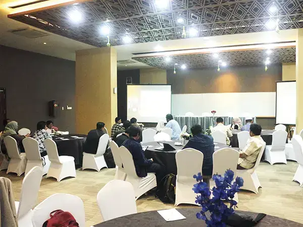 SILATURAHMI— KKI Warsi menggelar silaturahmi dan buka bersama dengan media, CSO, dan anggota perkempulan, Jumat (21/3).