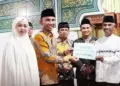 Wawako Allex Saputra Pimpin TSR II, Serahkan Dana Hibah ke Masjid Nurul Iman Rp30 Juta 10 Wawako Allex Saputra Pimpin TSR II, Serahkan Dana Hibah ke Masjid Nurul Iman Rp30 Juta