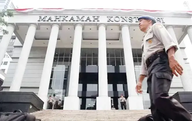 Minta Dibatalkan, Mahasiswa FH UI Gugat UU TNI yang Baru Disahkan ke MK 1 tteteyy