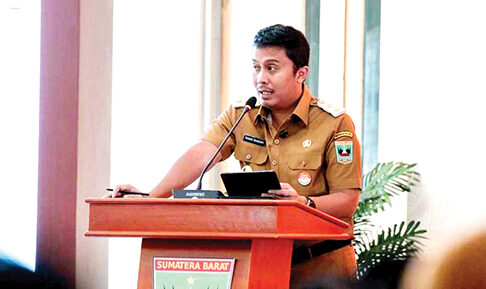 Pemulihan Pascabencana di Sumbar, Wagub Vasko Terima Bantuan Rp5 Miliar dari Raffi Ahmad 1 Vasko Ruseimy
Wakil Gubernur Sumbar