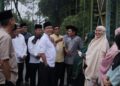 Warga Sungai Durian Curhat Subuh Kepada Wali Kota 10 Warga Sungai Durian Curhat Subuh Kepada Wali Kota