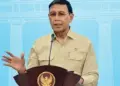 Ungkap Pesan Prabowo Soal Desakan Copot Gibran dari Wapres, Wiranto: Perbedaan Masyarakat Wajar Saja 11 Ungkap Pesan Prabowo Soal Desakan Copot Gibran dari Wapres, Wiranto: Perbedaan Masyarakat Wajar Saja