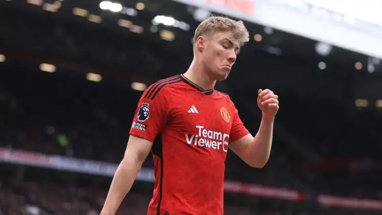 Tak Kunjung Tajam, MU Sipakan Rasmus Hojlund untuk Barter dengan Bintang Serie A 1 3hkhkh