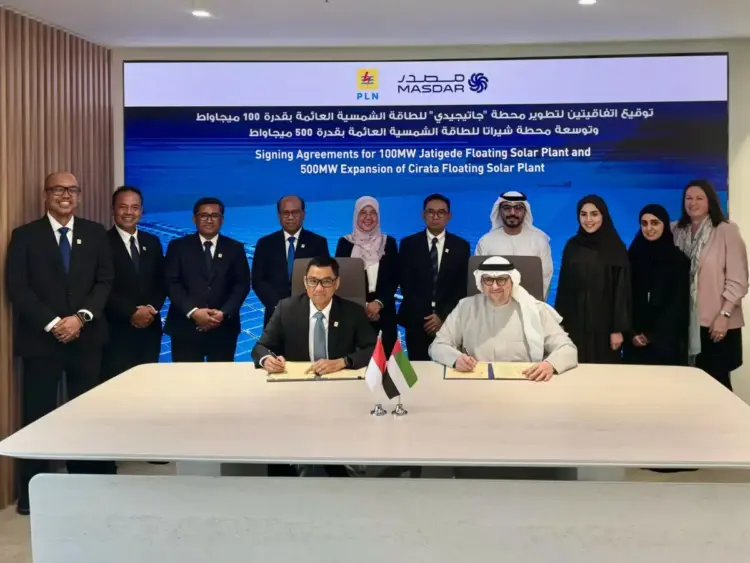 PLN dan Masdar Tandatangani MoU Pengembangan Pembangkit Listrik Tenaga Surya Terapung di Indonesia 1 7906c257 c929 4d95 ba68 e9719c6c52f2