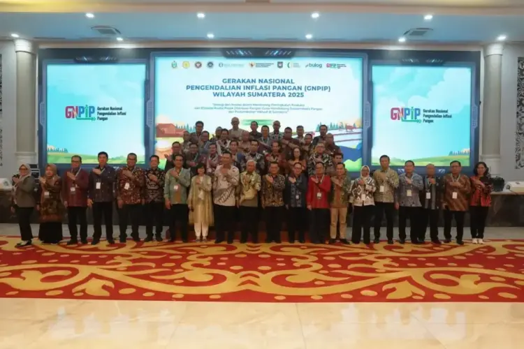 Kolaborasi BI bersama TPIP dan TPIP, Komit Menjaga Stabilitas Inflasi di Wilayah Sumatra 1 RAKOR-TPIP-TPID melaksanakan rakor yang dirangkai dengan peluncuran simbolis Gerakan Nasional Pengendalian Inflasi Pangan (GNPIP) se-Sumatra.