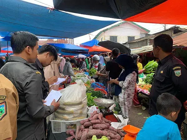 Ciptakan Kenyamanan, PKL Saat Hari Pasar Bakal Ditata Lebih Teratur 1 Ciptakan Kenyamanan PKL Saat Hari Pasar Bakal Ditata Lebih Teratur
