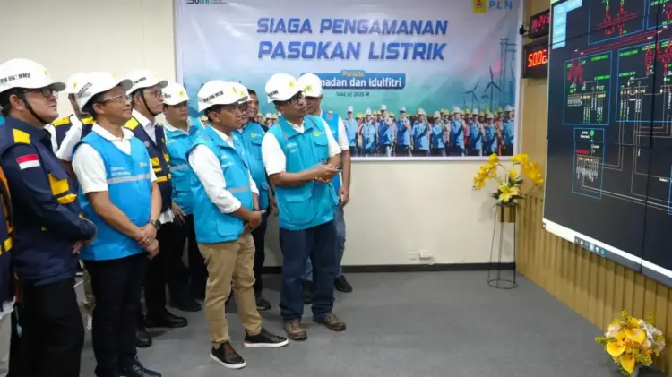 Libur Idulfitri 1446 H, Menteri ESDM Pastikan Infrastruktur Kelistrikan di Maluku Aman 1 IMG 20250409 WA0003
