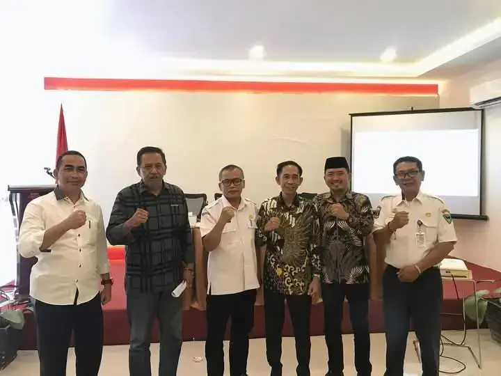 Ketua FKP Etnik dan Paguyuban Pessel Terpilih Aklamasi 1 TERPILIH— Ketua Novrial Bahrun SH.Mkn Datuk Suri Maharajo, Wakil Ketua Kusmanto, SIP ( mantan Anggota DPRD Pessel) dan Sekretaris M Husni.
