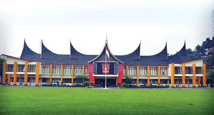 ILUSTRASI— Kantor Bupati Agam.