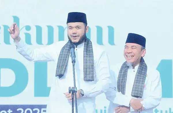 Latar Belakang Fadly - Maigus Cetuskan Program BPJS Gratis, Maigus: Ada 532 Ribu Warga Menunggak Iuran 1 Maigus Ada 532 Ribu Warga Menunggak Iuran