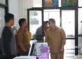 Pastikan ASN Masuk Kantor, Wako Hendri Arnis Sidak ke BKPSDM dan Bappeda 10 Pastikan ASN Masuk Kantor, Wako Hendri Arnis Sidak ke BKPSDM dan Bappeda