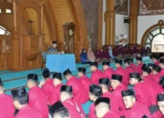 Ratusan Santri Pesantren Sumatera Thawalib Parabek Gelar Khidmatul Ummah