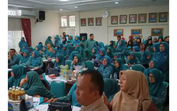 LOMBA DASAWISMA— TP PKK Kabupaten Solok Selatan mengikuti Lomba Dasawisma Berprestasi Tingkat Provinsi Sumatera Barat.